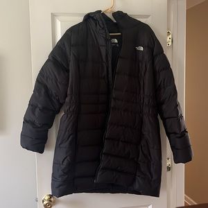 The North Face mid length puffer coat - only worn a few times